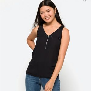 Fortune + Ivy Lighton Zip detail mixed material blouse. Black, size M. NWT